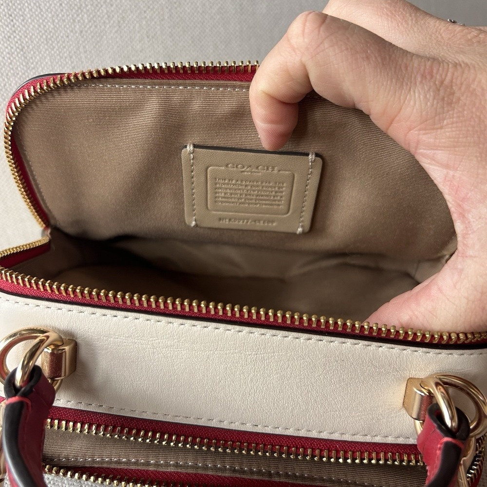 Coach Box Crossbody Bag Lunar New Year Rabbit With Carriage Limited Edition - Picture 7 of 13